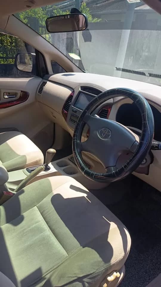 Toyota Innova - Image 5