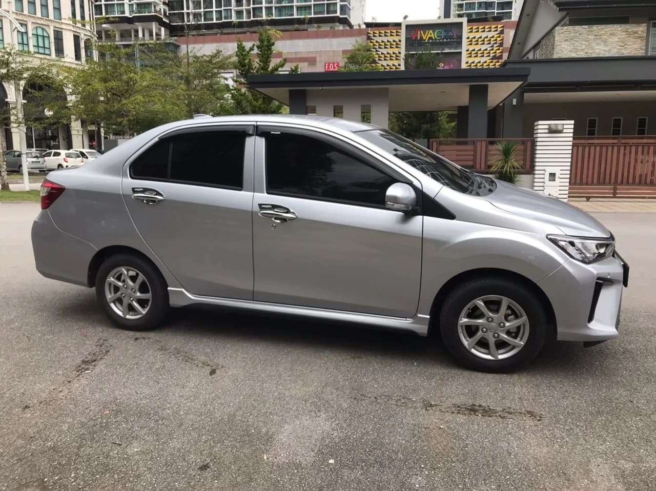 Perodua Bezza Auto - Image 8